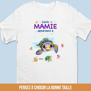 T-shirt Unisexe Personnalisé – Cadeau Pour Grand-mère – Le Cœur De La Famille, C'est Mamie