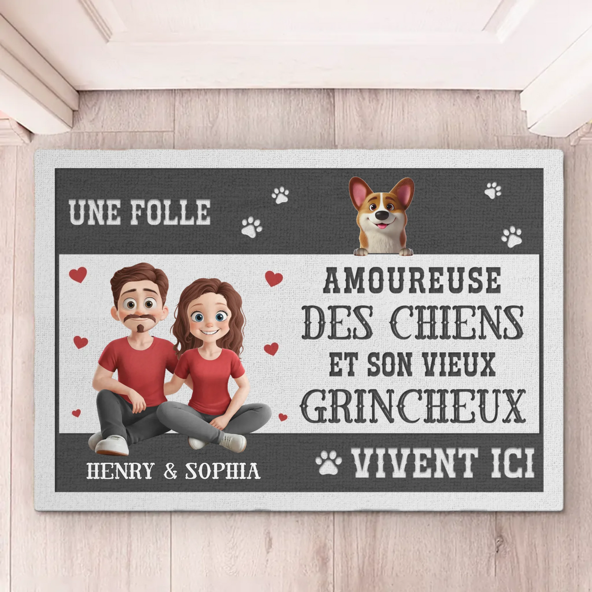 Tapis Décoratif Personnalisé Pour La Maison – Cadeaux De Noël Et D’Anniversaire Personnalisés Pour Famille, Amoureux Des Chiens, Papas Et Mamans De Chiens – La Dame Aux Chiens Et Son Vieux Grincheux Vivent Ici